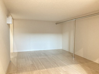 【内装】 | コンフォート　ワン | 別室写真