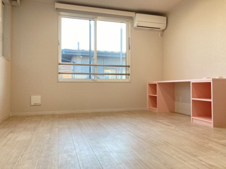 【居間・リビング】 | コンフォート　ワン | 別室写真