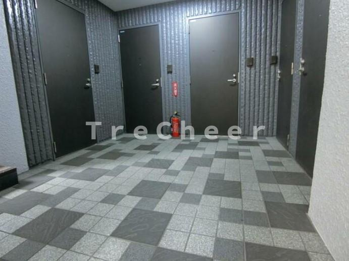 レジデンス本駒込のエントランス