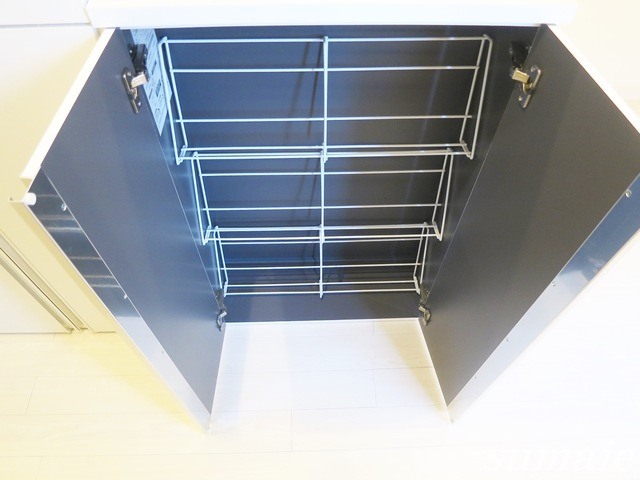 岩井ハイツの収納|こちらはシューズボックスです！