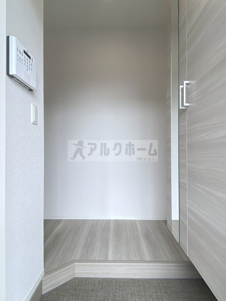 プティパレの玄関