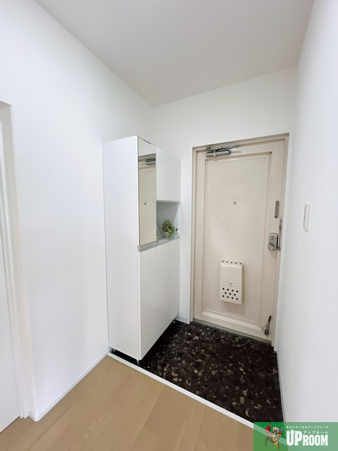 グランドール犬山の玄関