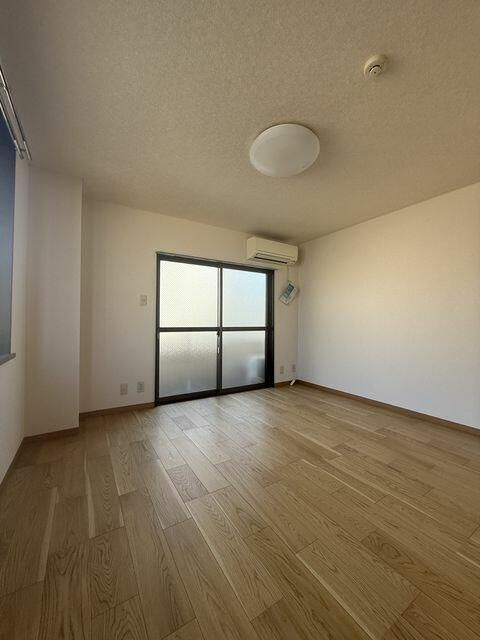 島田マンションの内装