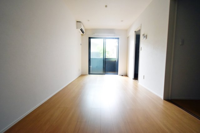 ciel甲子園の居間・リビング