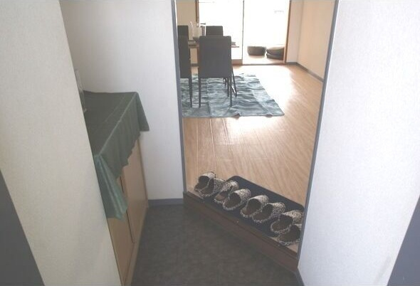 Bustle岐阜羽島の玄関