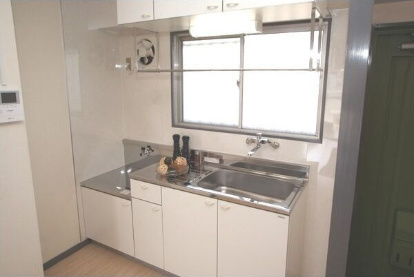 Bustle岐阜羽島のキッチン