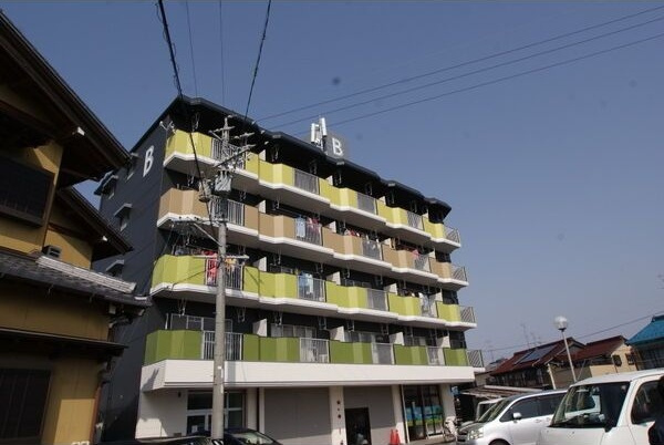 Bustle岐阜羽島の外観