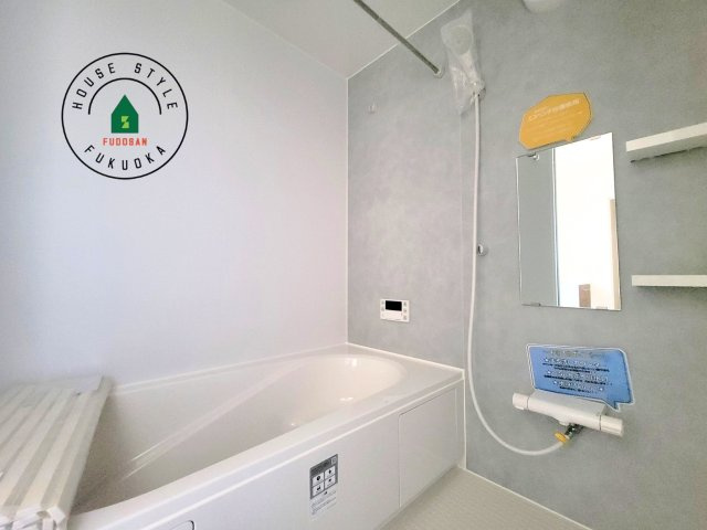 福岡市東区奈多1丁目第2-6棟（6号棟）の内観：施工例|1日の疲れを癒してくれる広々バスルーム。雨の日のお洗濯にも大活躍な浴室乾燥機付です！