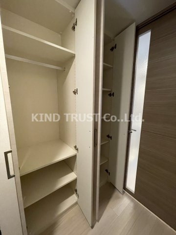 エル・セレーノ大阪天神橋の収納|たっぷりとした収納スペースです