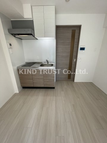 エル・セレーノ大阪天神橋の居間・リビング|ゆったりとした居間です