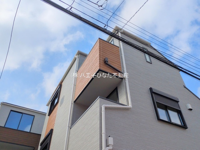 祝　成約済み　八王子市　子安町　新築戸建ての外観|～仲介手数料無料☆八王子ひなた不動産～　八王子市子安町　新築戸建て