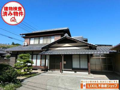 【外観】 | 【インスペクション実施済】中古一戸建　玉島乙島　11LDK | 建物外観。落ち着いた色合いの瓦屋根と木のぬくもりを感じる外観が魅力。伝統的な和の趣を残しながら、どこか懐かしさと温かみを感じる住まいです