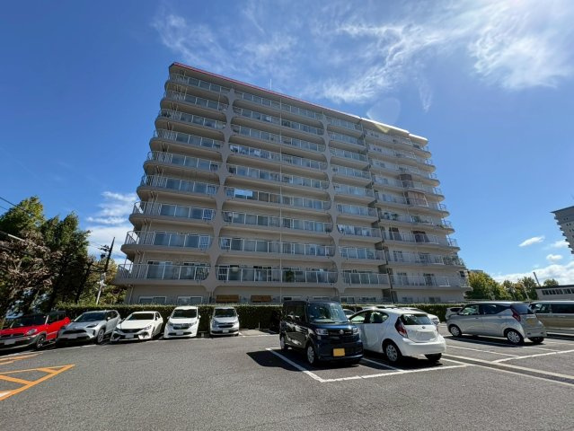 ＪＲ＆京阪の２沿線利用可能◆ＬＤＫ２１.４帖の開放的な間取り◆南面バルコニー◆ルネ大津３号棟の駐車場|駐車場