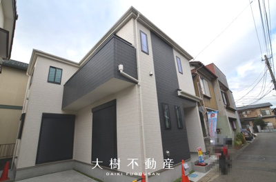【外観】 | 座間市ひばりが丘3丁目　新築戸建て　全１棟【仲介手数料無料】 | 建物完成しました！！内見可能です♪