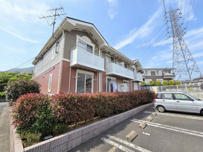 【外観】 | ジャン・アヴニールＡ | お得に住まいをお探しするなら不動産すまラボにお任せ下さい♪
〇現地待合わせOK　〇LINE対応可　〇他社物件持ち込みＯＫ
〇遠隔契約OK　〇お値引き喜んで♪
皆様のお問合せをお待ちしています♪