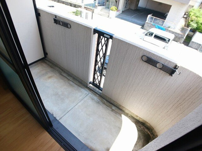 【バルコニー】 | 嵐山パレス | 陽当たり良好なバルコニーです