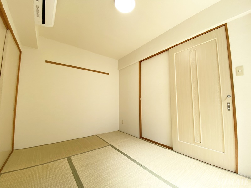 パレス内田２号館の収納|押入はハンガー掛けれる設備付いてます！