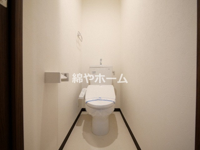 グランパシフィック桜川WESTのトイレ|シンプルで使いやすいトイレです