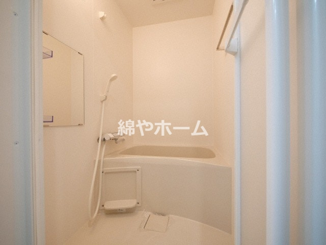 グランパシフィック桜川WESTの浴室|日々の疲れを癒すお風呂付です