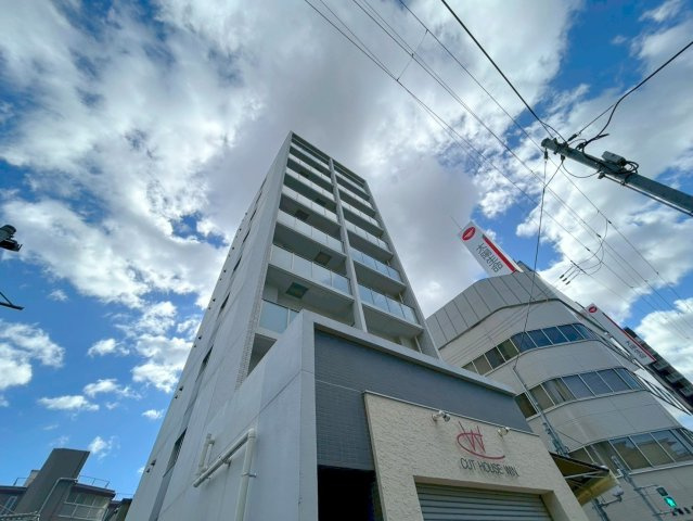 スペランツァ十三東の外観