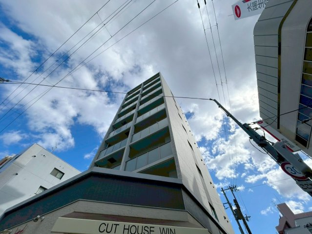 スペランツァ十三東の外観