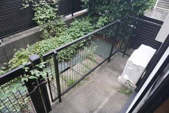 グランメゾンのバルコニー