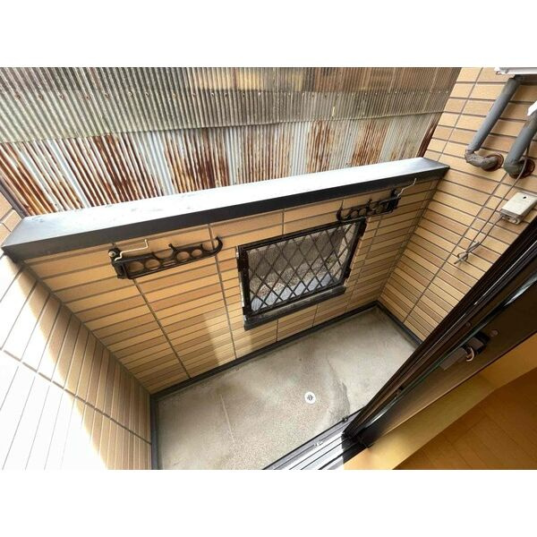 Loft日比野　名古屋市賃貸　仲介手数料無料のバルコニー