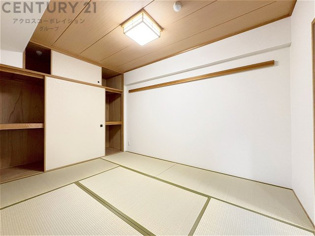 客間や趣味部屋としても使える和室は、柔軟な使い方ができる多目的スペースです。
