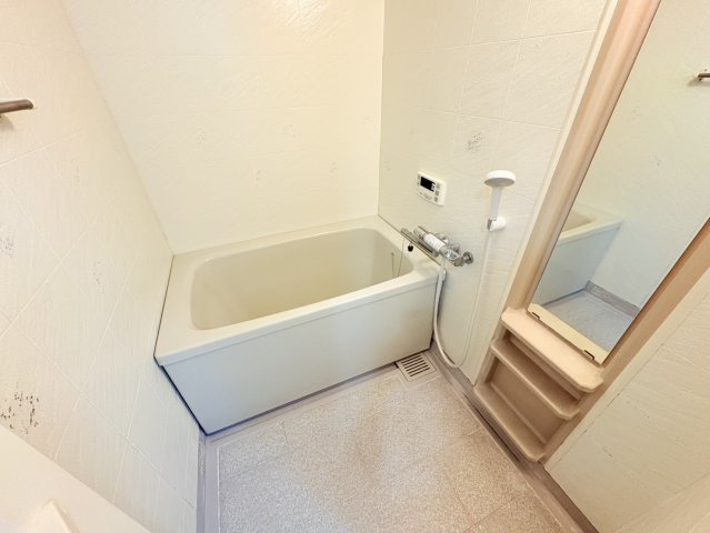 エルコンフォール新三田の浴室