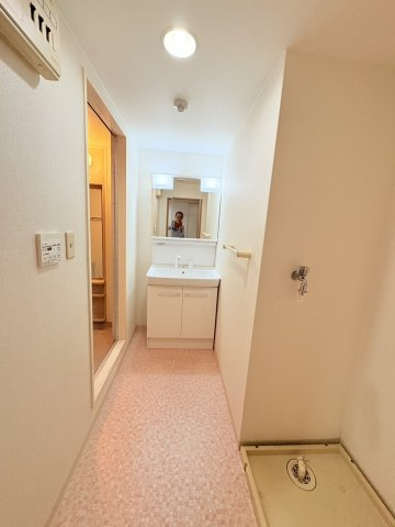 エルコンフォール新三田の洗面所