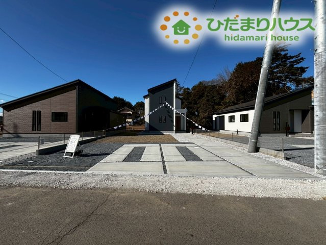 深谷市針ヶ谷　新築一戸建て　グラファーレ　03の駐車場