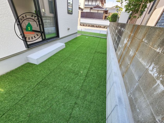 福岡市西区泉3丁目第1-2棟（A号棟)の庭|お庭で自由な時間を過ごせます。