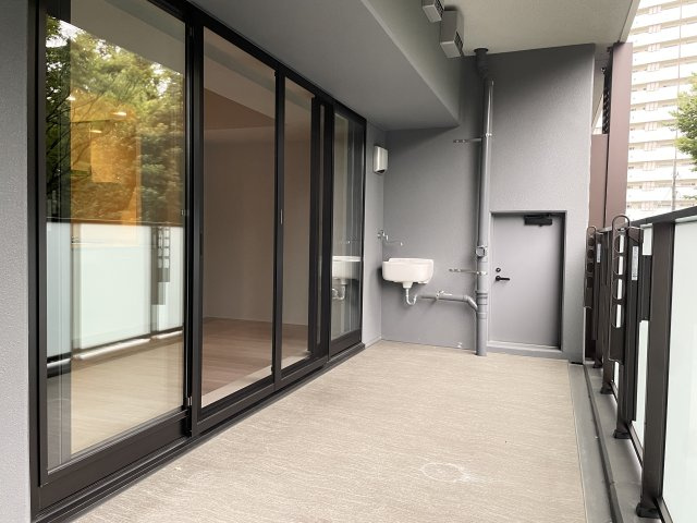 ブランズ桃山台のバルコニー