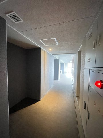 ブランズ桃山台のロビー