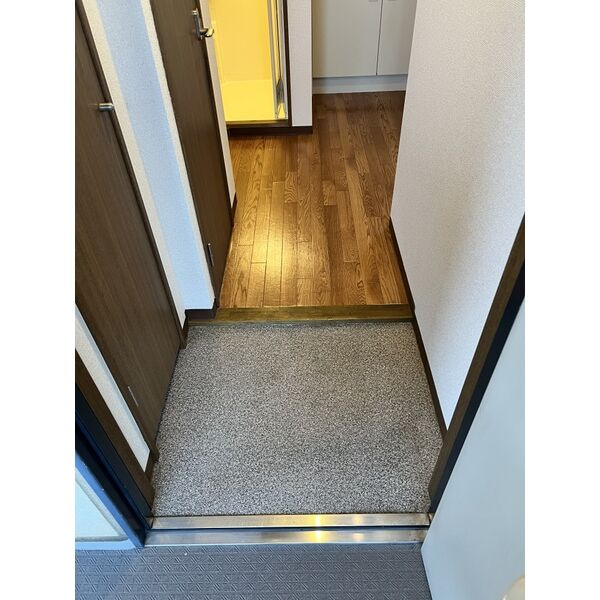 ルームⅠフジハイツ　名古屋市賃貸　仲介手数料無料の玄関