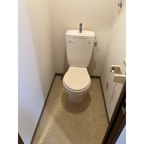 ルームⅠフジハイツ　名古屋市賃貸　仲介手数料無料のトイレ