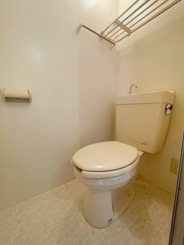 リバティハイツのトイレ|ゆったりとした空間のトイレです