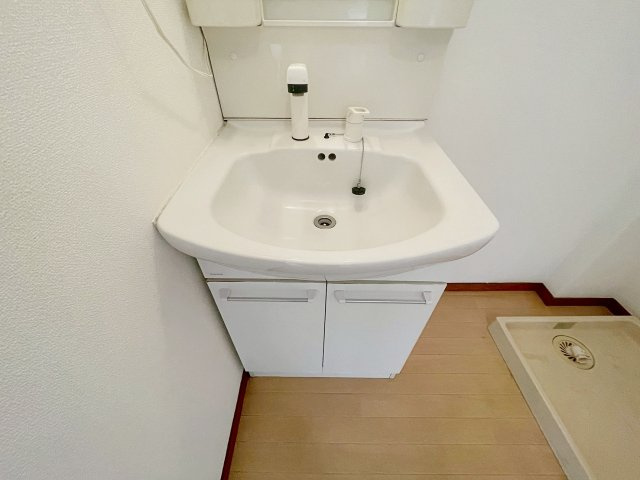 リバティハイツの洗面所|使いやすい洗面所です