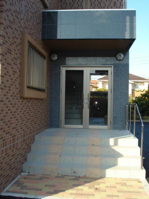 ドエル・マルモ　６０６のエントランス