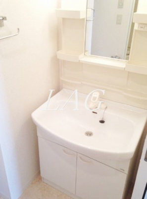 【独立洗面台】 | スパシエ国立矢川ステーションプラザ | 独立洗面台です。