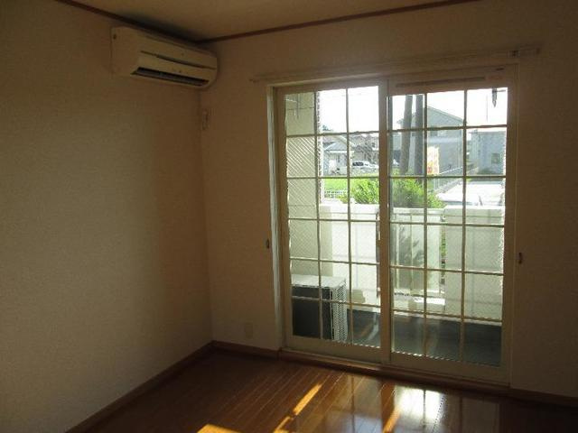 サンリットパレスの居間・リビング