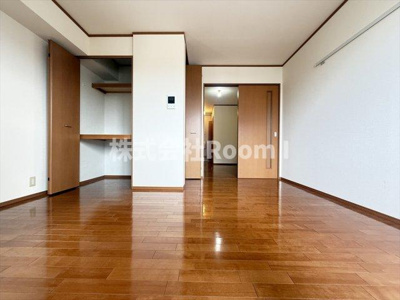 【居間・リビング】 | ヘーベル姫松・旭化成ヘーベルメゾンHEBEL HAUS | こちらのリビングで趣味の時間をお楽しみください