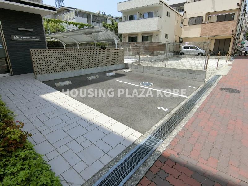 ヴェルドミール鷹取の駐車場|現在空き無し