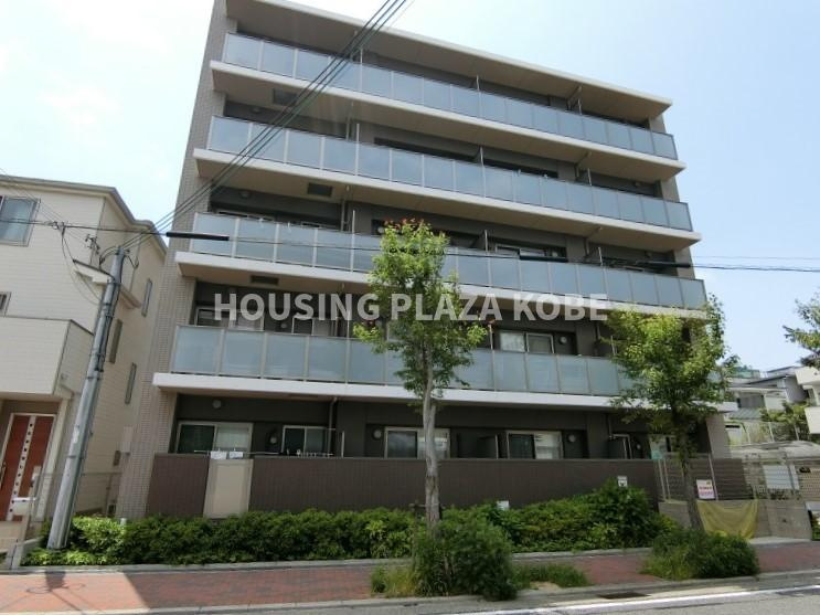 ヴェルドミール鷹取の外観