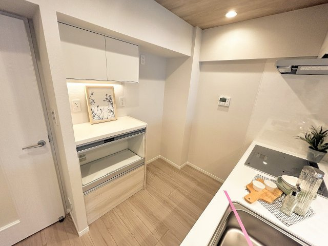 清新中央ハイツ6号棟　６階　リ　フォーム済のキッチン