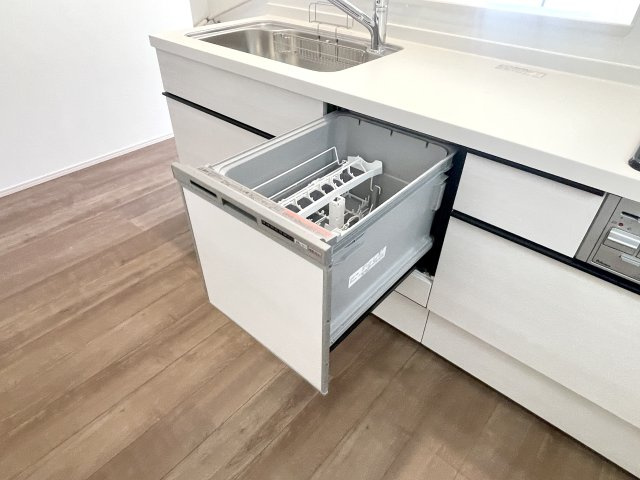 練馬区中村南1丁目　大型ロフト×ビルトイン車庫　新築戸建限定1棟のキッチン