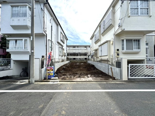 練馬区中村南1丁目　大型ロフト×ビルトイン車庫　新築戸建限定1棟の外観|2025年10月撮影