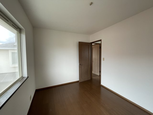 季美の森東1丁目中古戸建の洋室