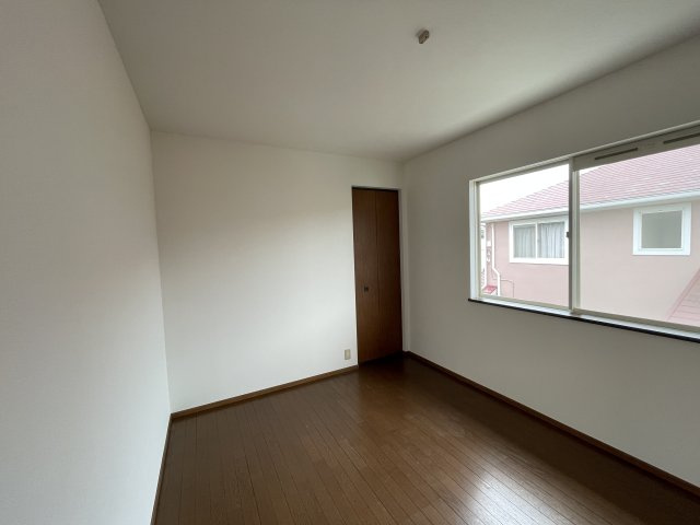 季美の森東1丁目中古戸建の洋室