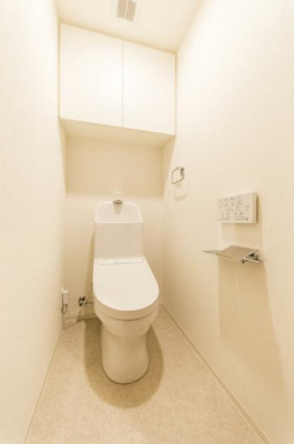 【トイレ】 | フレンシア高円寺北 | 温水洗浄便座。